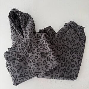 Minimalist Kids Hoodie/Pant Bundle